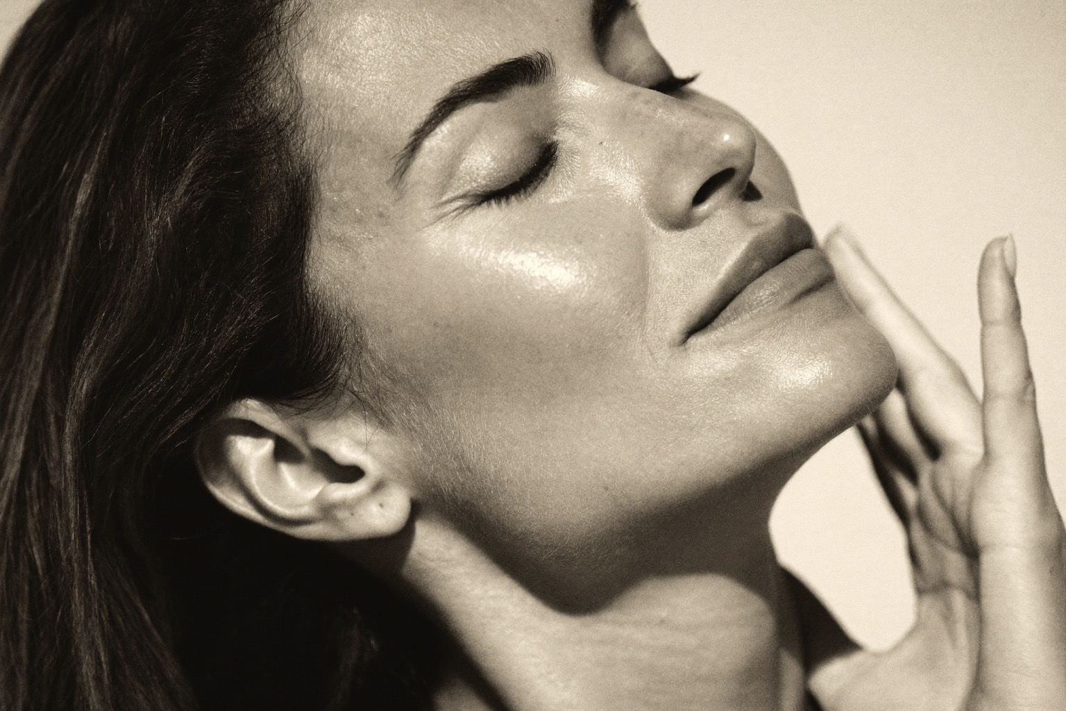 Natural facelift — SkinMedics Pyrmont